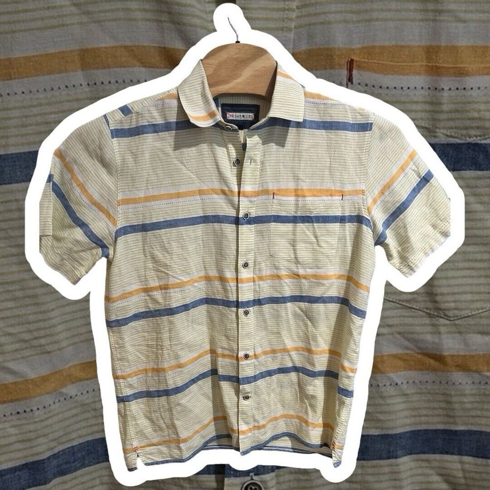 32 Bar Blues Mens SIze M Colorful Stripe Button Front Shirt Short Sleeve - Picture 2 of 4